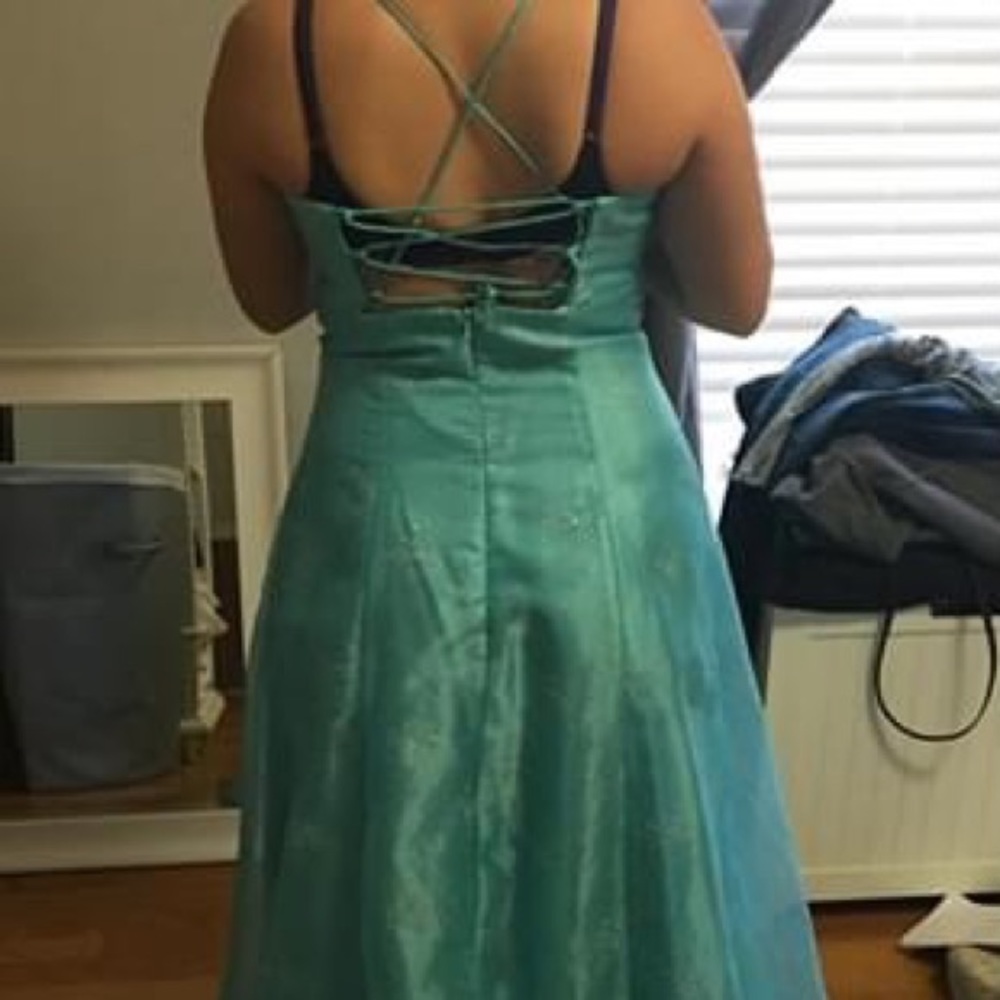 Prom Dress - Picture 2 of 4